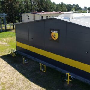 Fabricación de equipos de gimnasia al aire libre.1